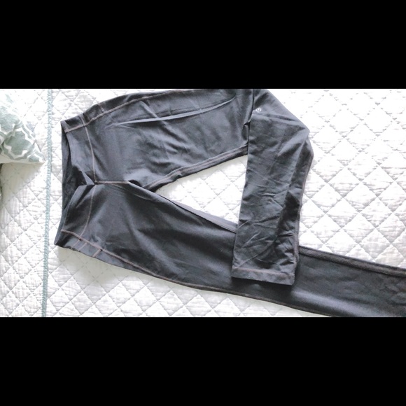 Lululemon leggings - Picture 1 of 2